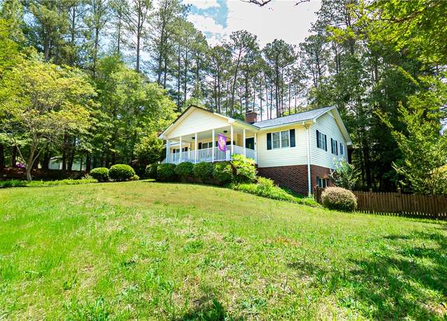 Property at 100 Berkeley Ct, Clemson, SC 29631, 5 beds, 3.5 baths