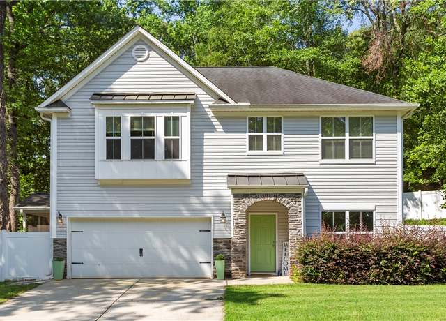 Property at 193 Holden Dr, Clemson, SC 29631, 4 beds, 2.5 baths