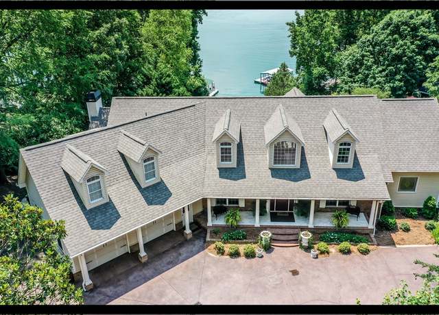 Property at 515 Beacon Shores Dr, Seneca, SC 29672, 4 beds, 4.5 baths