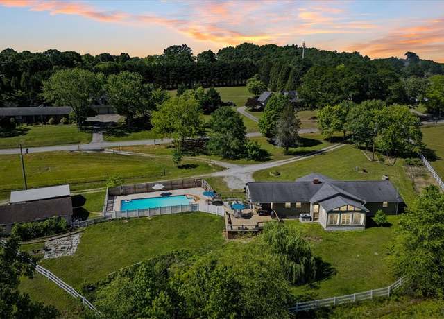 Property at 163 Yates Rd, Liberty, SC 29657, 3 beds, 2 baths