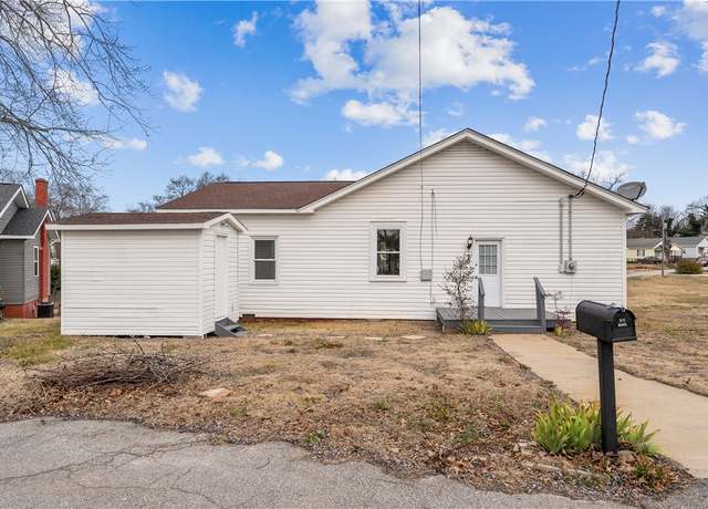Property at 20 Sirrine St, Seneca, SC 29678, 2 beds, 1 bath