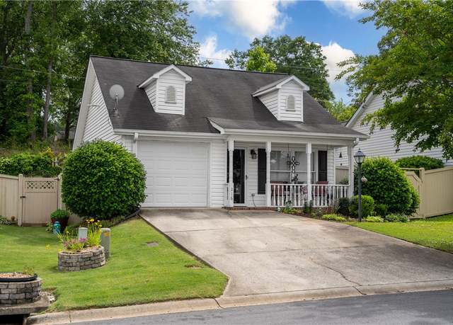 Property at 216 Londonberry Dr, Anderson, SC 29621, 3 beds, 2 baths