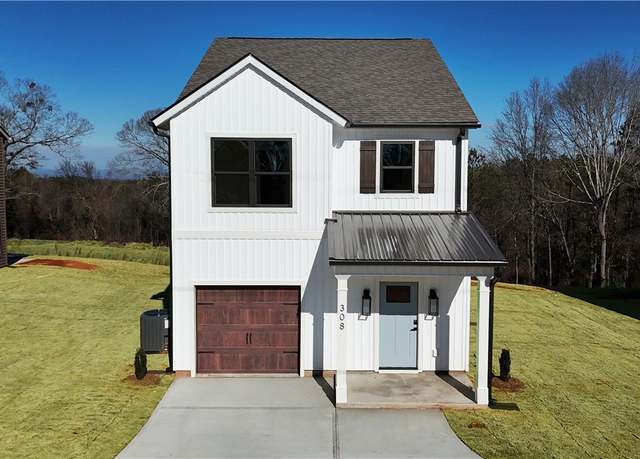 Property at 308 W North 3rd St, Seneca, SC 29678, 3 beds, 3.5 baths