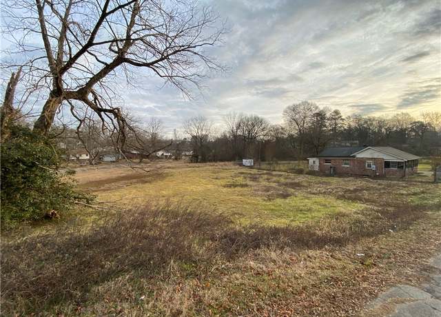 Property at 720 722 Gary St, Anderson, SC 29624