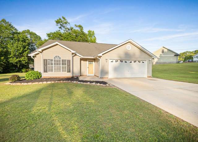Property at 111 Coachman Ct, Anderson, SC 29625, 3 beds, 2 baths