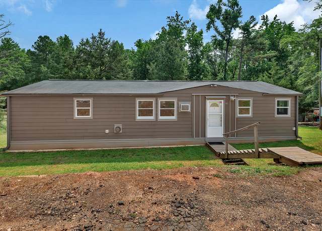 Property at 113 Bascomb Dr, Iva, SC 29655, 3 beds, 2 baths