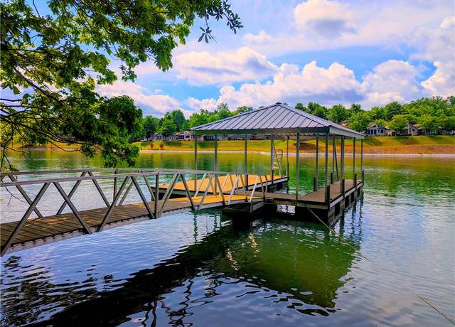 Property at 541 Peninsula Rd, West Union, SC 29696