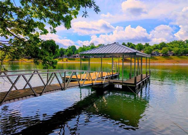 Property at 541 Peninsula Rd, West Union, SC 29696