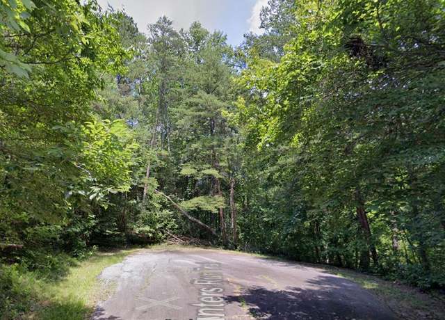 Property at 829 Hunters Run Trl, Westminster, SC 29693