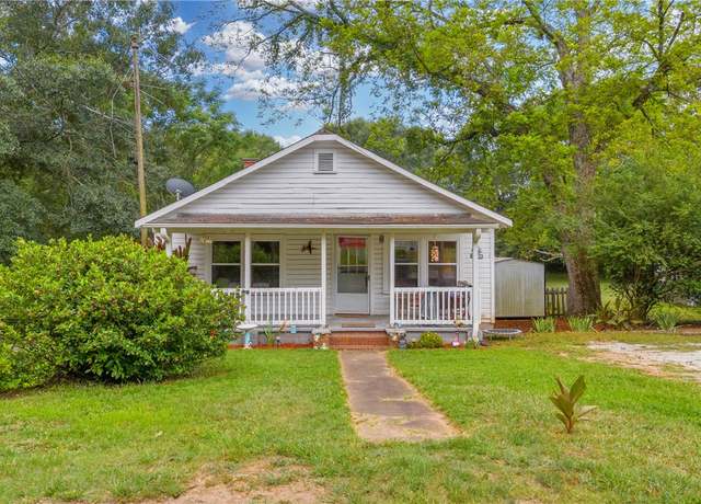 Property at 102 N Bibb St, Westminster, SC 29693, 2 beds, 1 bath