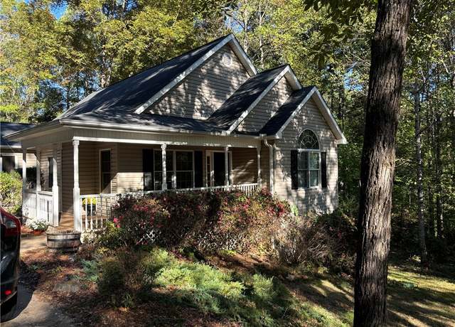 Property at 203 Indian Trail Rd, Seneca, SC 29672, 4 beds, 3 baths