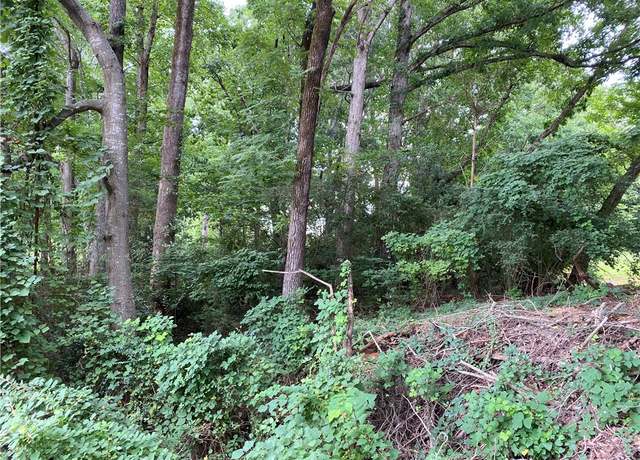 Property at 211 Elizabeth Ln, Anderson, SC 29621