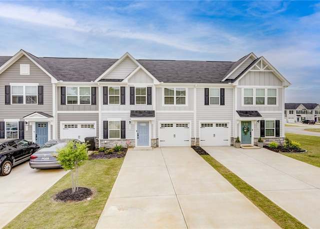 Property at 404 Camarillo Ln, Anderson, SC 29621, 3 beds, 2.5 baths