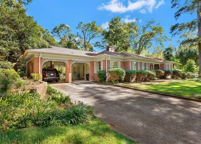 Property at 510 Woodland Way, Anderson, SC 29621, 3 beds, 2.5 baths
