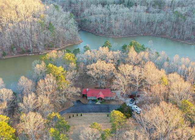 Property at 541 Pike Rd, Central, SC 29630, 1 bed, 1.5 baths