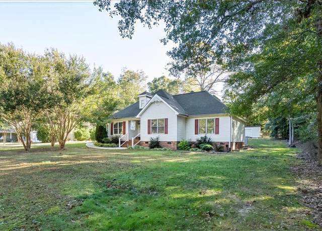 Property at 151 Hannah Cir, Anderson, SC 29621, 4 beds, 3 baths