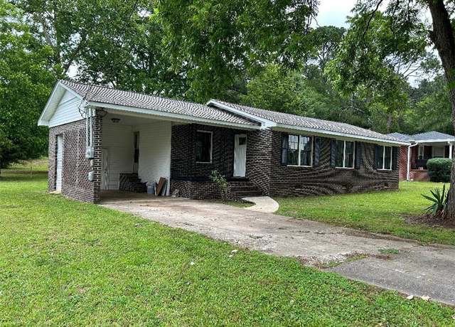 Property at 317 Hillcrest Cir, Anderson, SC 29624, 3 beds, 1 bath