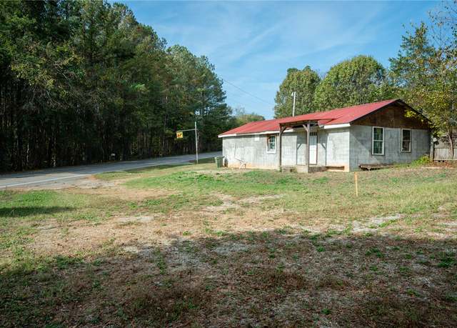 Property at 1307 Lebanon Rd, Pendleton, SC 29670, 2 beds, 1 bath
