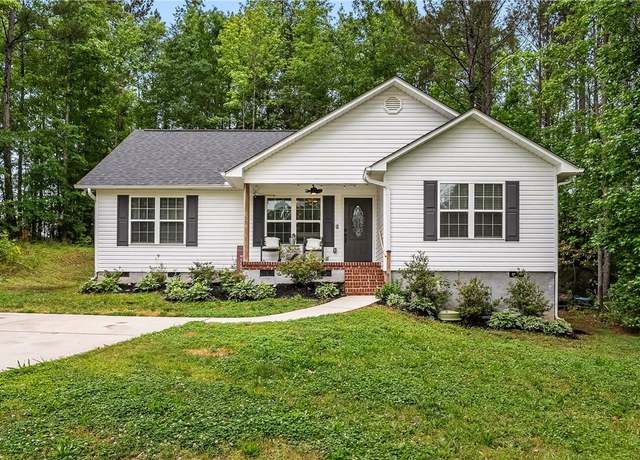Property at 600 Brook St, Honea Path, SC 29654, 3 beds, 2 baths