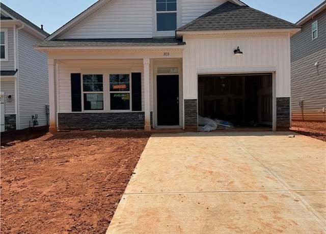 Property at 203 Brown Cir, Easley, SC 29642, 3 beds, 2.5 baths