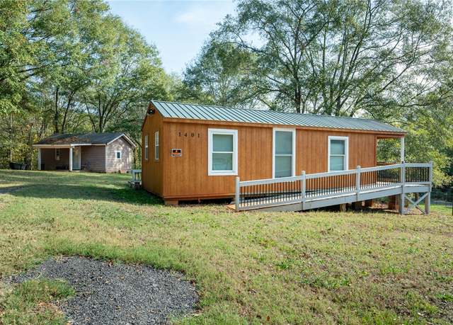Property at 1401 Lebanon Rd, Pendleton, SC 29670, 2 beds, 2 baths