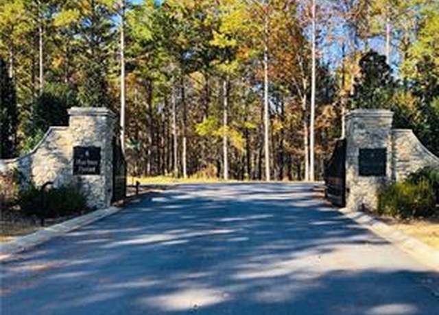 Property at 216 Harbor Point Rd, Seneca, SC 29672