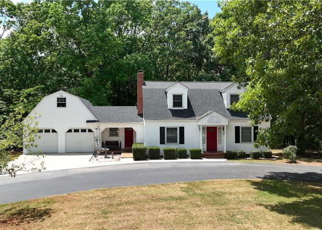 Property at 1211 Manse Jolly Rd, Anderson, SC 29621, 3 beds, 2.5 baths