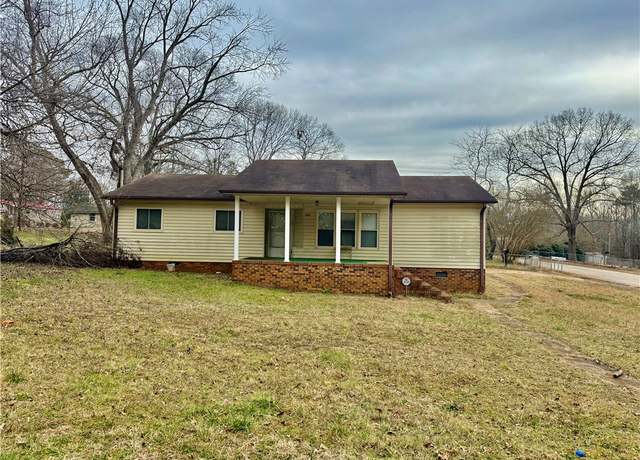 Property at 307 Becky St, Anderson, SC 29626, 3 beds, 2 baths
