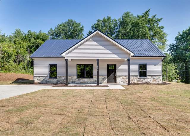 Property at 706 Old Shoals Dr, Anderson, SC 29625, 3 beds, 2 baths