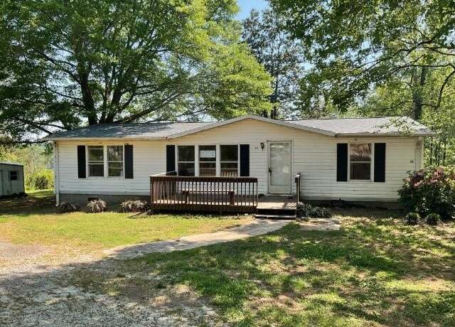 Property at 212 Barracuda Rd, Pickens, SC 29671, 3 beds, 2 baths