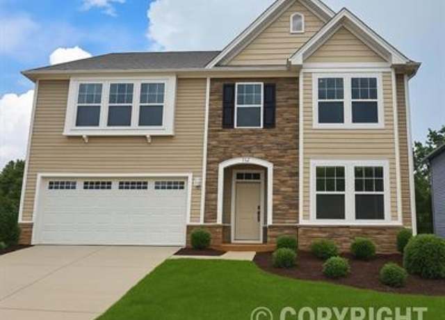 Property at 403 Barbican Pl, Greenville, SC 29605, 4 beds, 2.5 baths