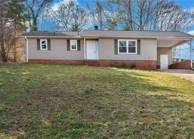 Property at 209 Thomas St, Pendleton, SC 29670, 2 beds, 1.5 baths