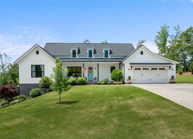 Property at 412 Pepper Ct, Seneca, SC 29678, 4 beds, 3 baths