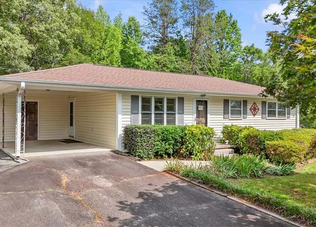 Property at 100 Colonial Ct, West Union, SC 29696, 3 beds, 1 bath