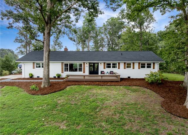 Property at 1806 Danenhower Rd, Pendleton, SC 29670, 3 beds, 2 baths