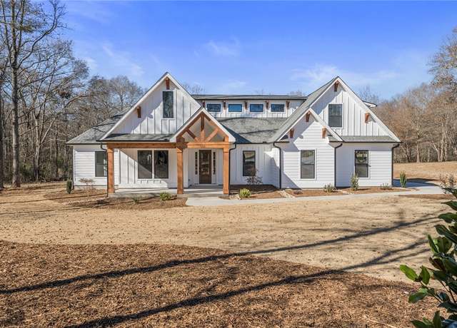 Property at 327 Thompson Rd, Taylors, SC 29687, 4 beds, 3.5 baths
