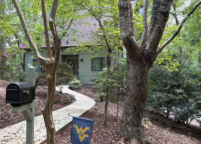 Property at 6 Crest Dr, Salem, SC 29676, 3 beds, 3 baths