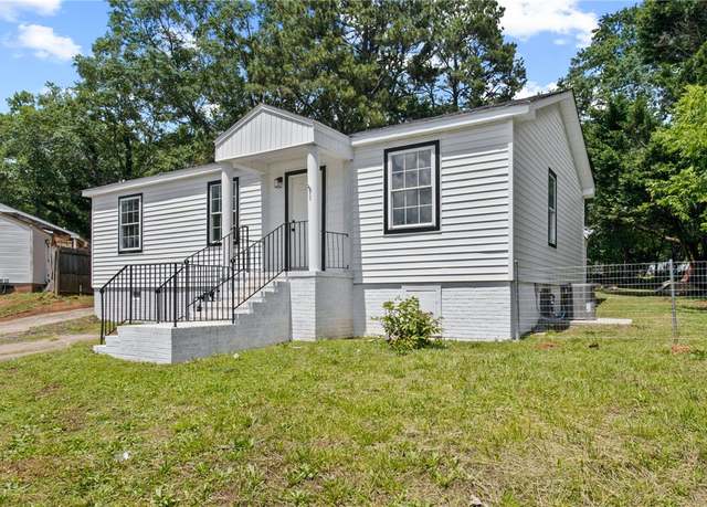 Property at 1044 Jackson St, Anderson, SC 29625, 3 beds, 2 baths