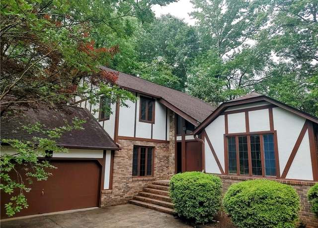 Property at 222 Kings Way, Clemson, SC 29631, 4 beds, 3.5 baths
