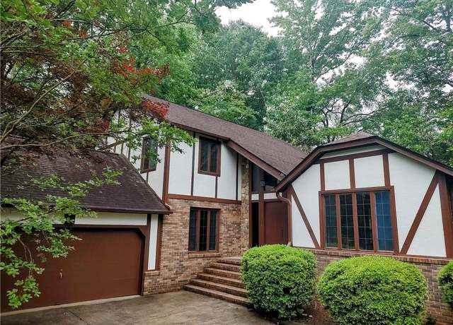 Property at 222 Kings Way, Clemson, SC 29631, 4 beds, 3.5 baths