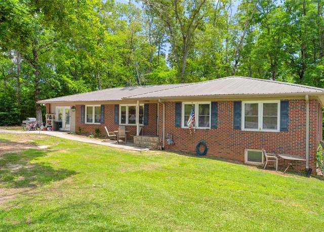 Property at 348 Pickett Post Rd, Walhalla, SC 29691, 3 beds, 2 baths