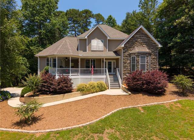 Property at 606 Lighthouse Ct, Seneca, SC 29672, 4 beds, 3.5 baths