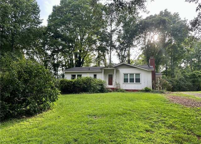 Property at 114 Bonnie Brae Ln, Walhalla, SC 29691, 2 beds, 1 bath