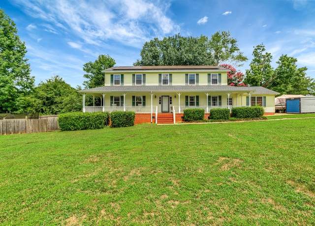Property at 224 Regency Cir, Anderson, SC 29625, 4 beds, 2.5 baths