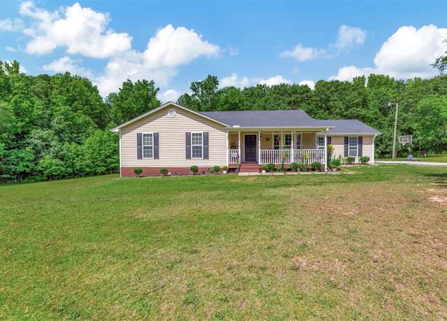 Property at 1810 Airline Rd, Anderson, SC 29624, 3 beds, 2 baths