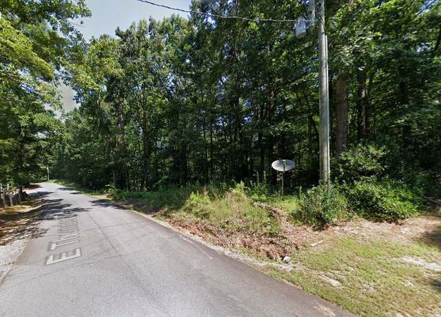 Property at 915 E Thunderbird Dr, Westminster, SC 29693