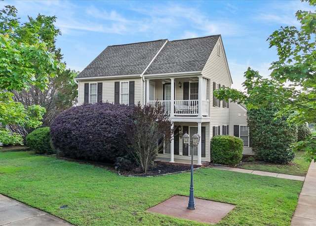 Property at 113 Stonegate Dr, Seneca, SC 29678, 3 beds, 2.5 baths
