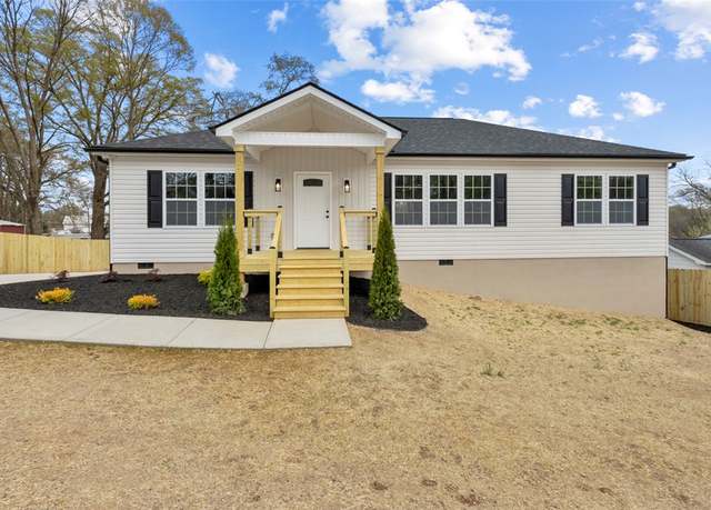 Property at 5 Guy St, Pelzer, SC 29669, 3 beds, 2 baths