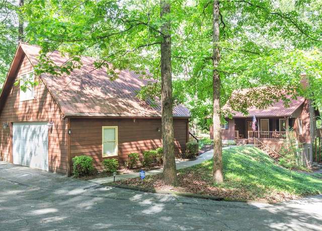 Property at 238 Jenkins Mill Dr, Westminster, SC 29693, 4 beds, 3 baths