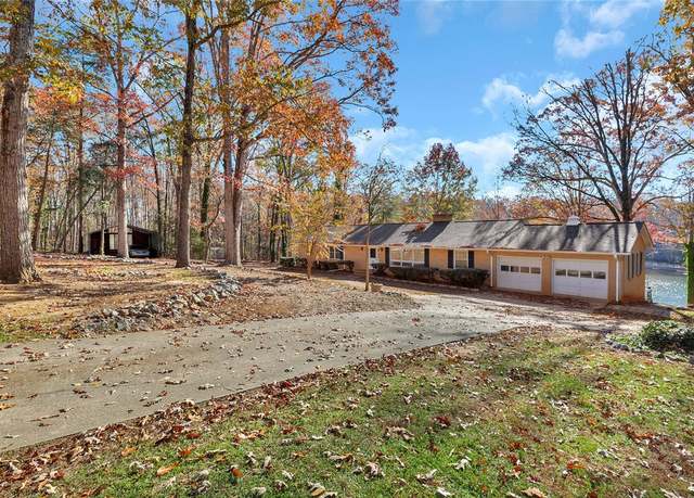 Property at 311 Kari Ln, Anderson, SC 29626, 4 beds, 4.5 baths
